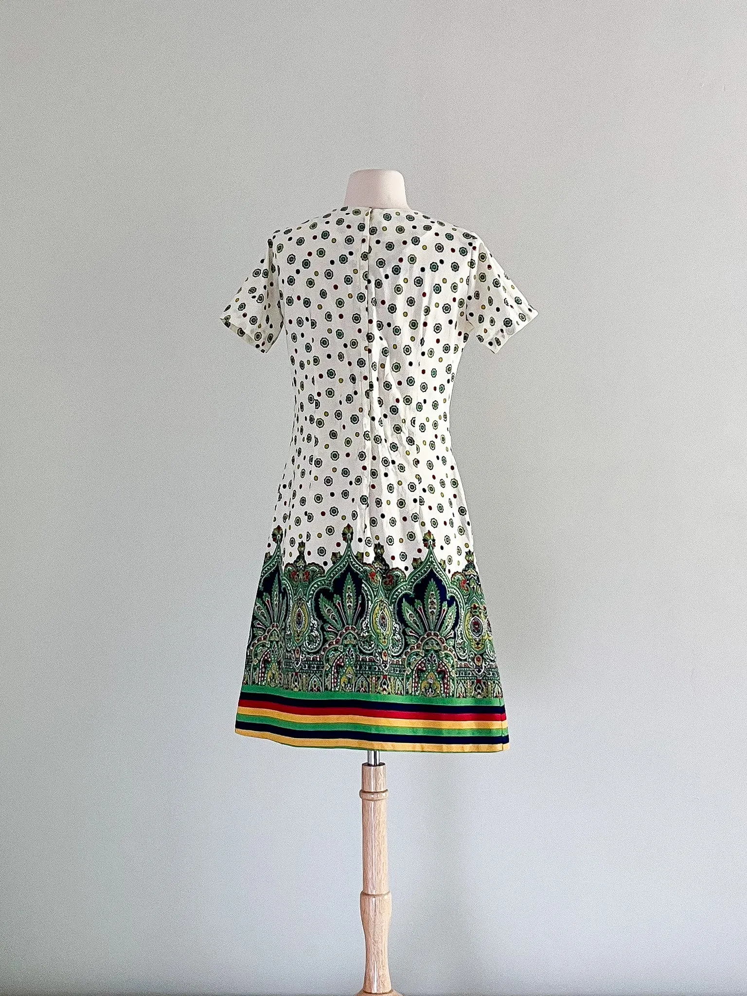 1960's Paisley Rainbow Border Print Cotton Dress / Sz M