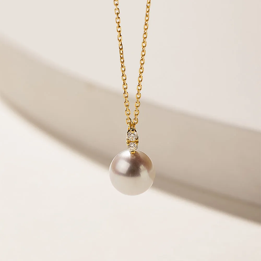 8mm Classic Freshwater Cultured Pearl Pendant With Twin Moissanite