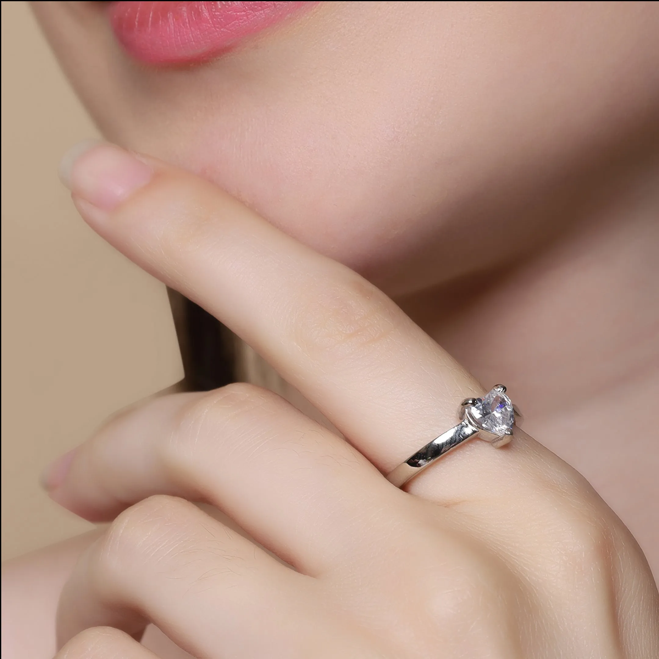 925 Sterling Silver Heart Shape Single Diamond Silver Ring