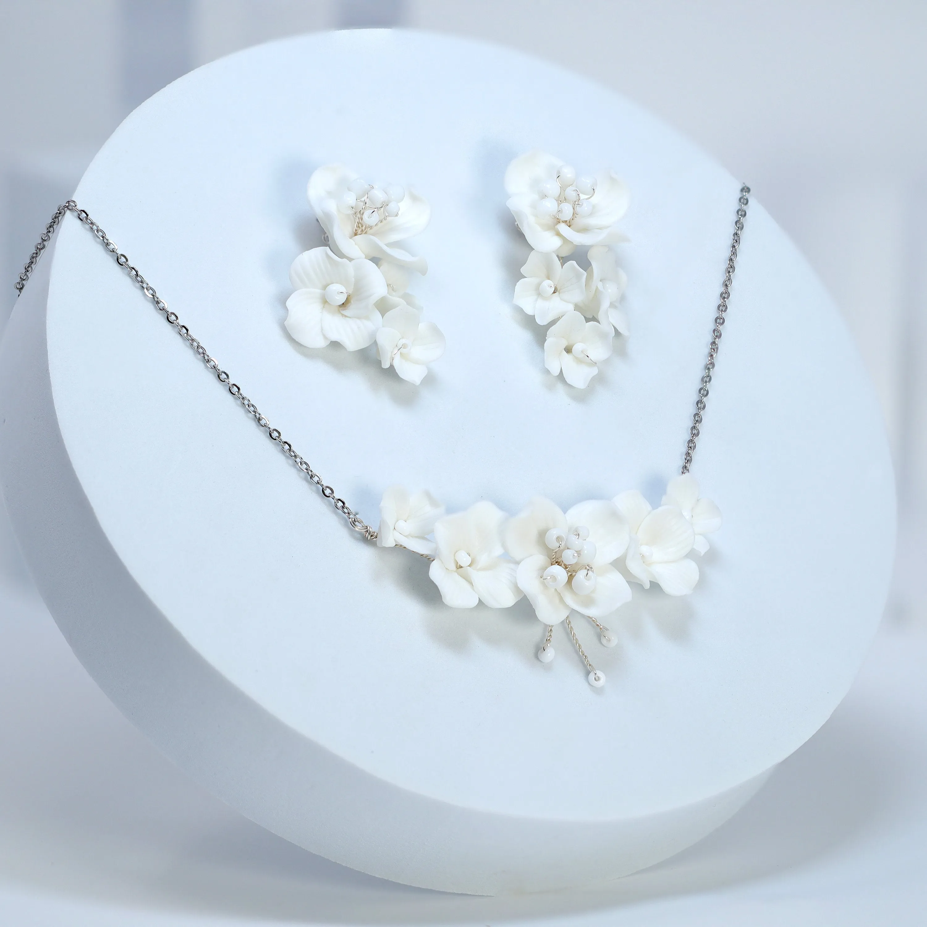 Ceramic White flower Flowers Pearl Jewelry Necklace Set,  Bridal Hair piece, Bridal Hair Accessories, Wedding Hair Accessory.