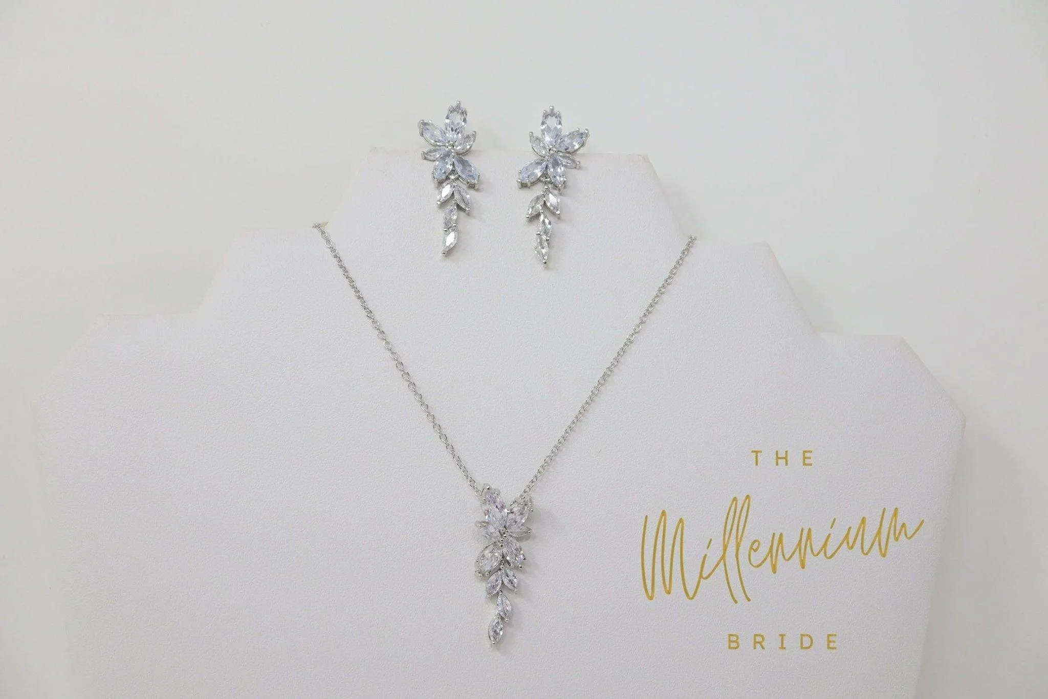 Cubic Zirconia Diamond/ Crystal Leaves, Long Bridal Jewelry, Bridal Earrings And Necklace, Crystal Bridal Earrings, Statement Earrings Cz