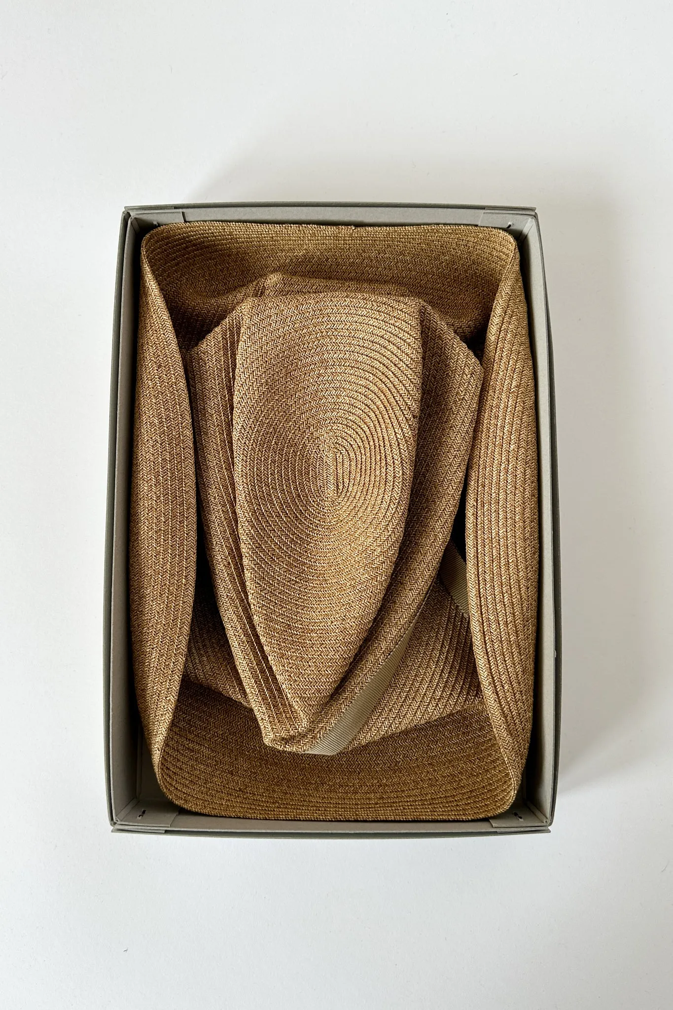 Mature Ha - Boxed Hat 11cm Brim Grosgrain Ribbon