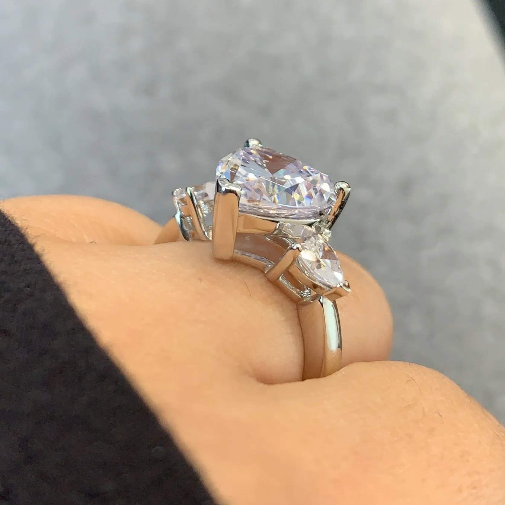 MILAN CUSTOMIZABLE CZ RING