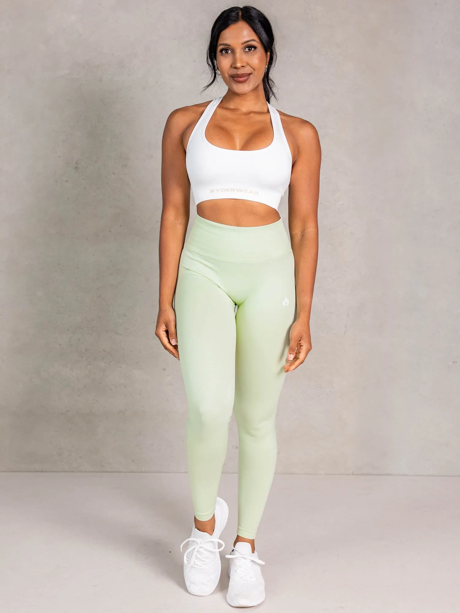 NRG Seamless Scoop Neck Sports Bra - White