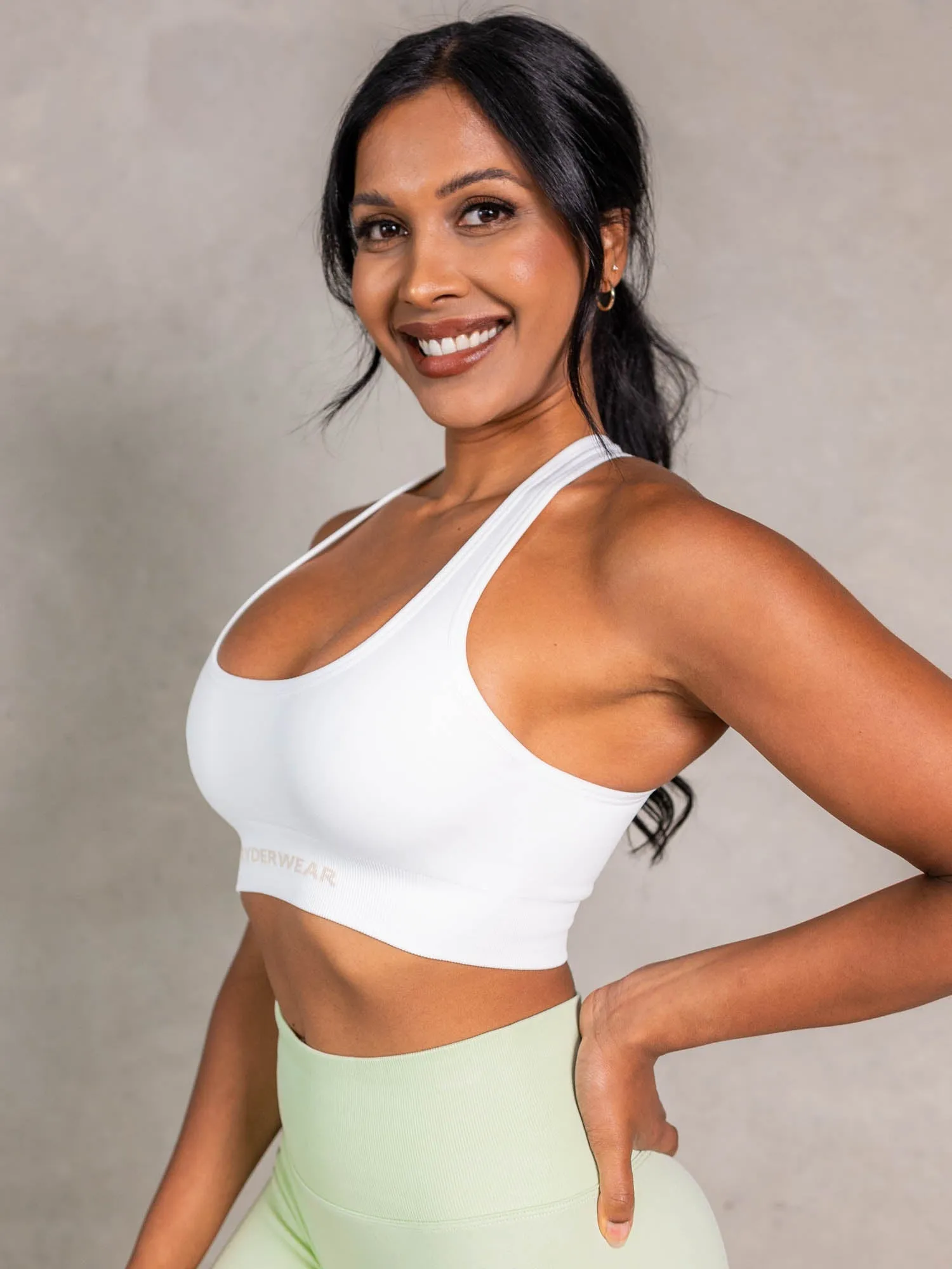 NRG Seamless Scoop Neck Sports Bra - White