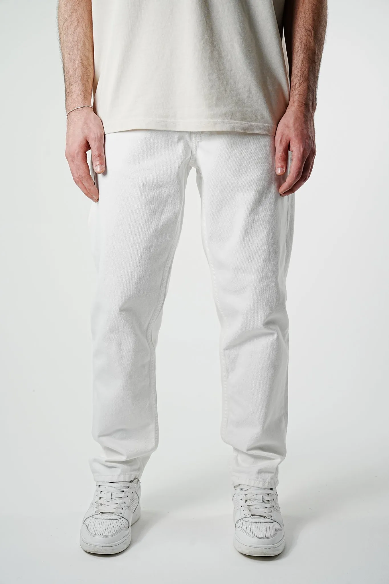 Premium White Relaxed Fit Jeans