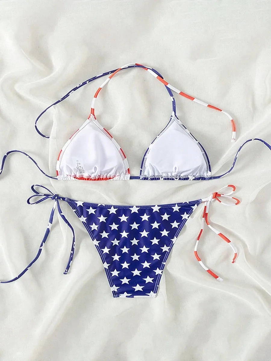 Starlet – Gestreifter Bikini mit amerikanischer Flagge