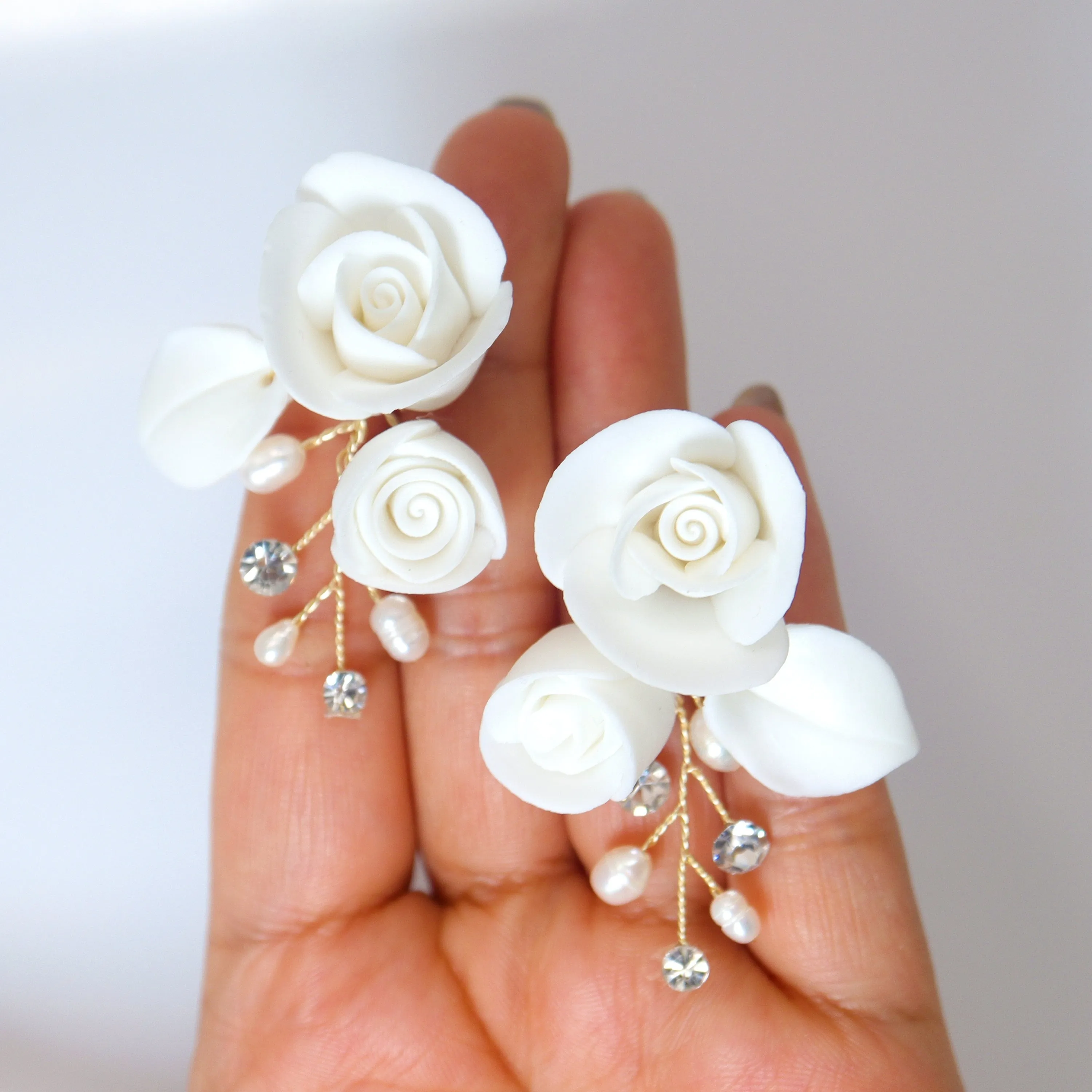 Swarovski Crystal Ceramic White Roses floral Bridal Earring, Bridal Earrings, Dangle earring, Natural Cultured Pearl Earring