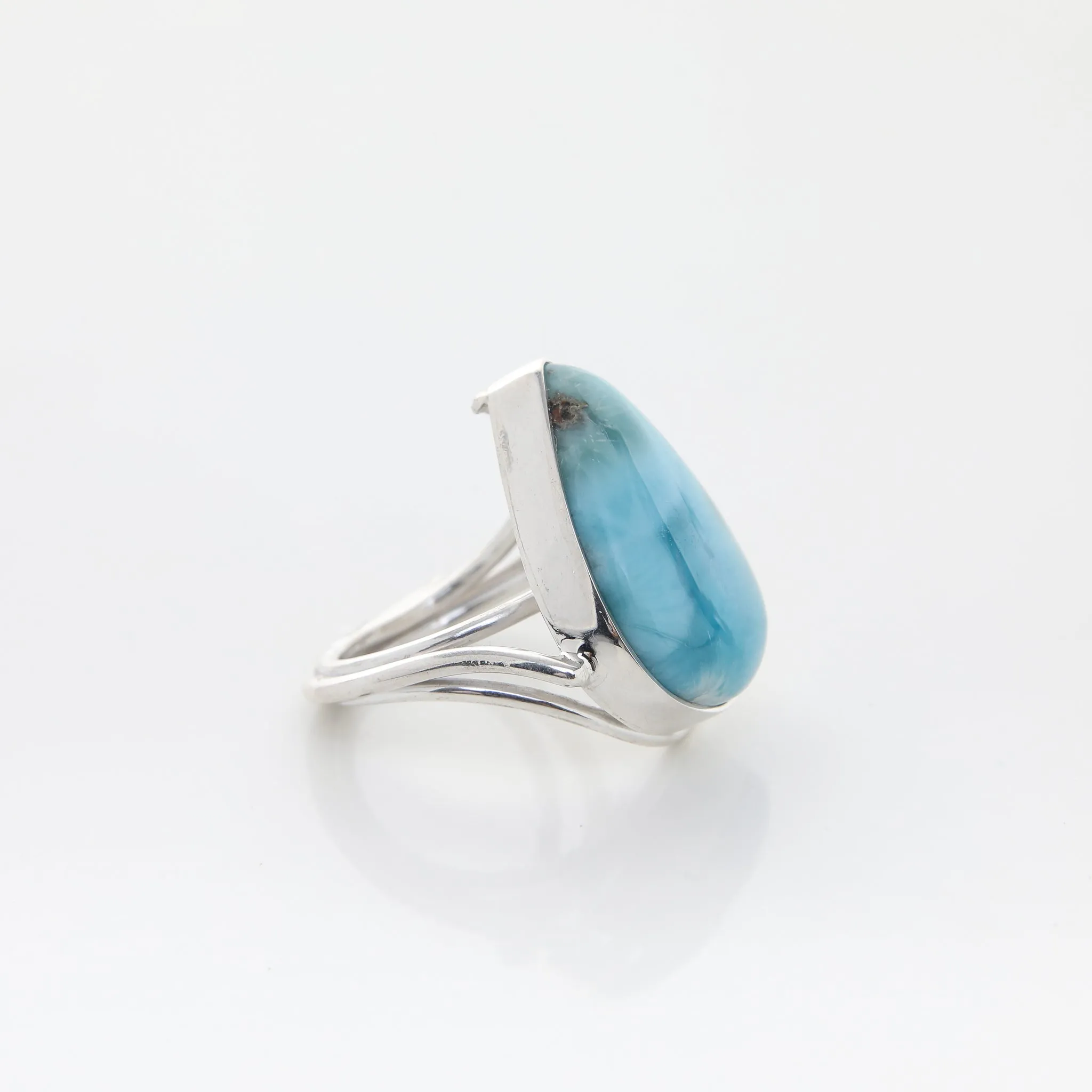 Teardrop Ring Treisi