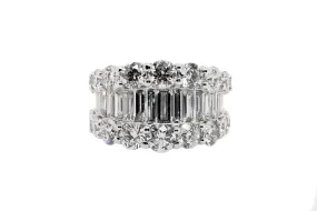 The Unique Collection: Round And Baguette Cut Diamond Ring