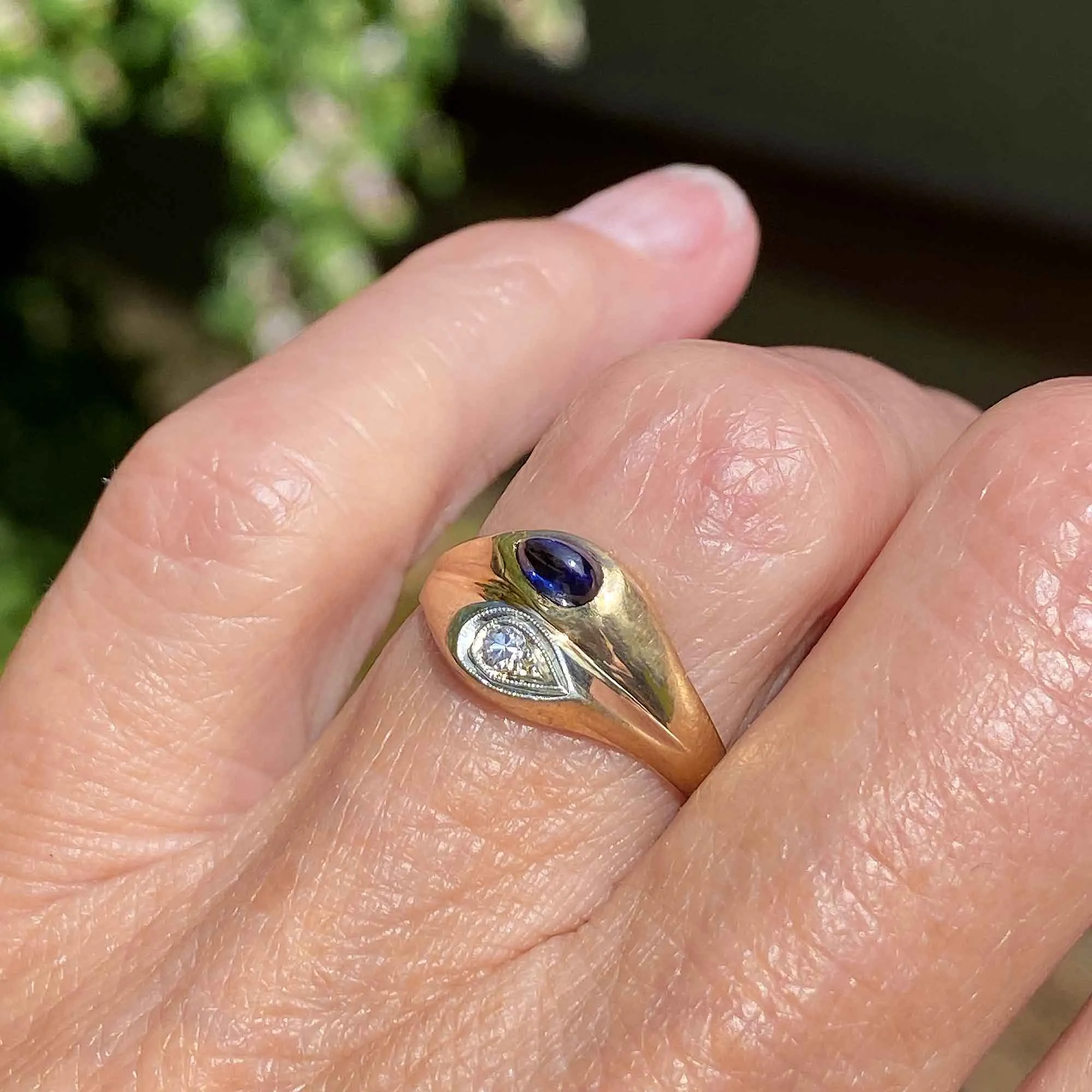 Vintage 14K Gold Diamond Cabochon Sapphire Ring